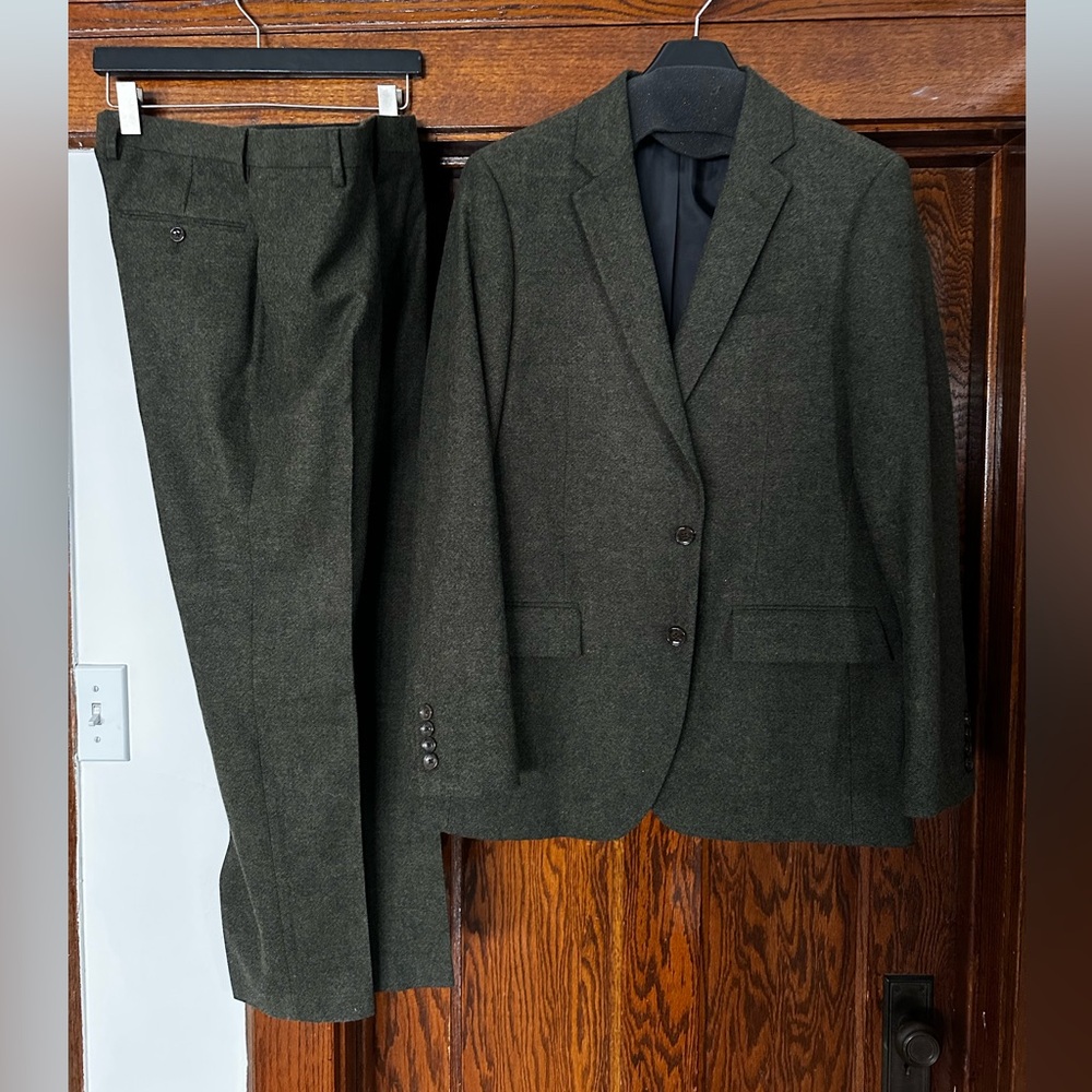 J Crew Factory Thompson Donegal Wool Blend Suit (42R, 32x30)